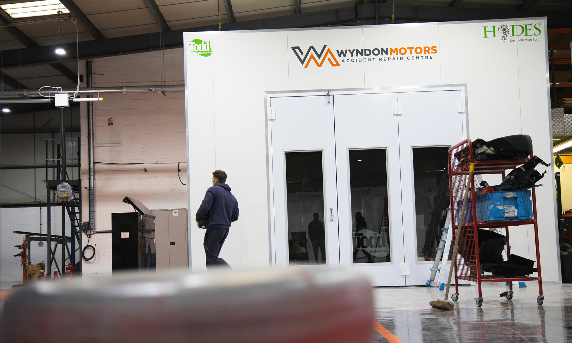 wyndon spray booth signage